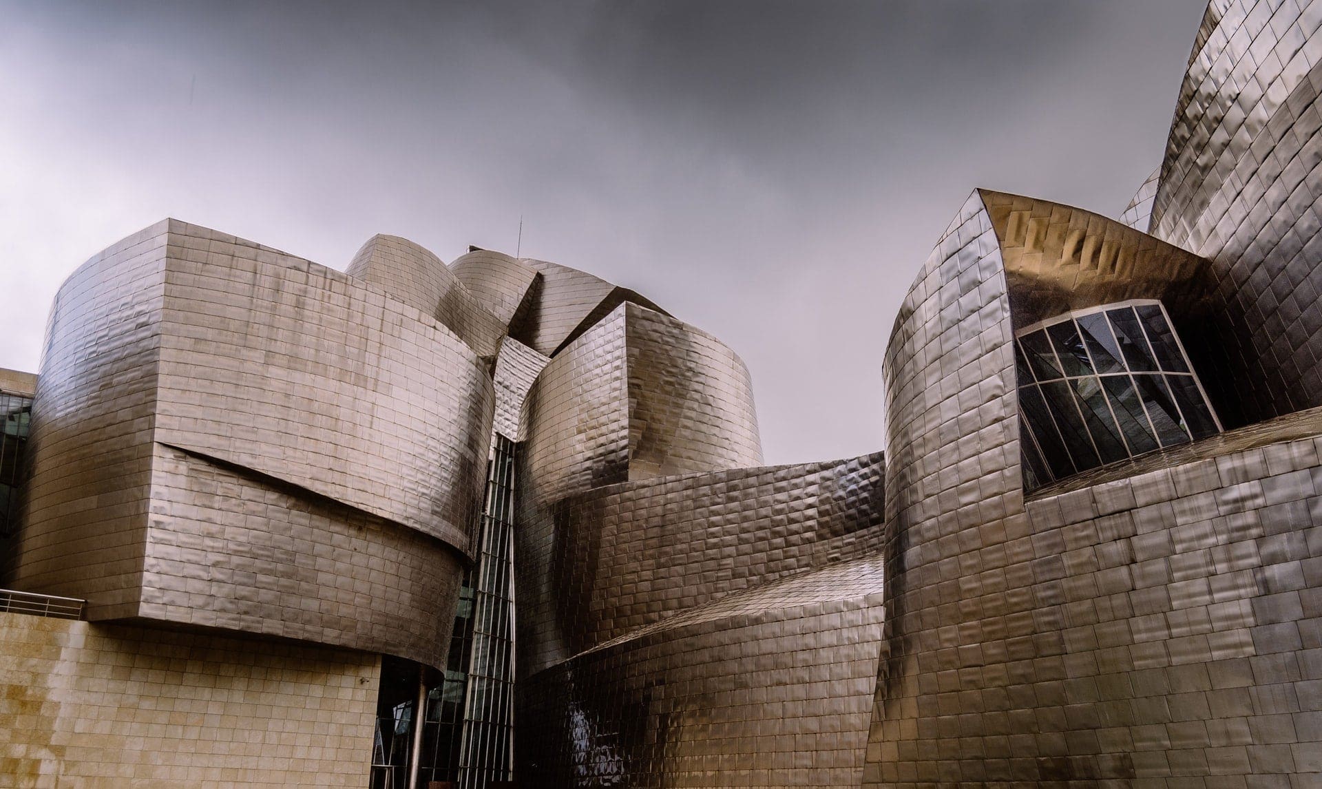 Design example - Guggenheim museum | Kicking Pixels